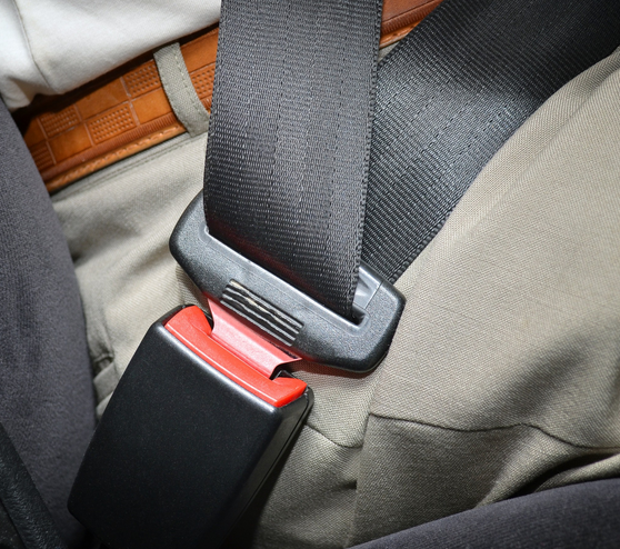 seat-belt-safety-belt-use-statistics-statistic-brain